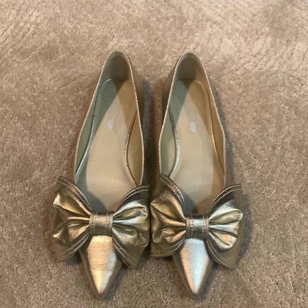 Jeffrey Campbell Free People pointed toe flat with bow size 8 in gold